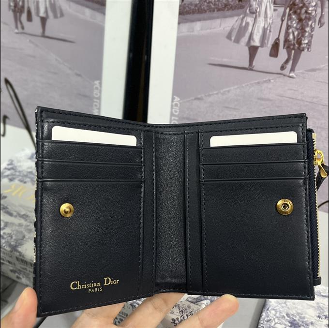 2025228Y 200P182141355